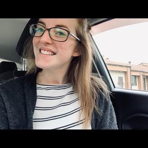 Meet your Posher, Alexandra